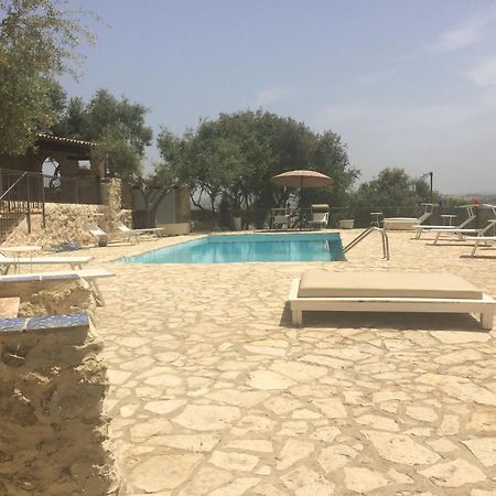 Agriturismo Roba Degli Ulivi Villa Агридженто Екстериор снимка
