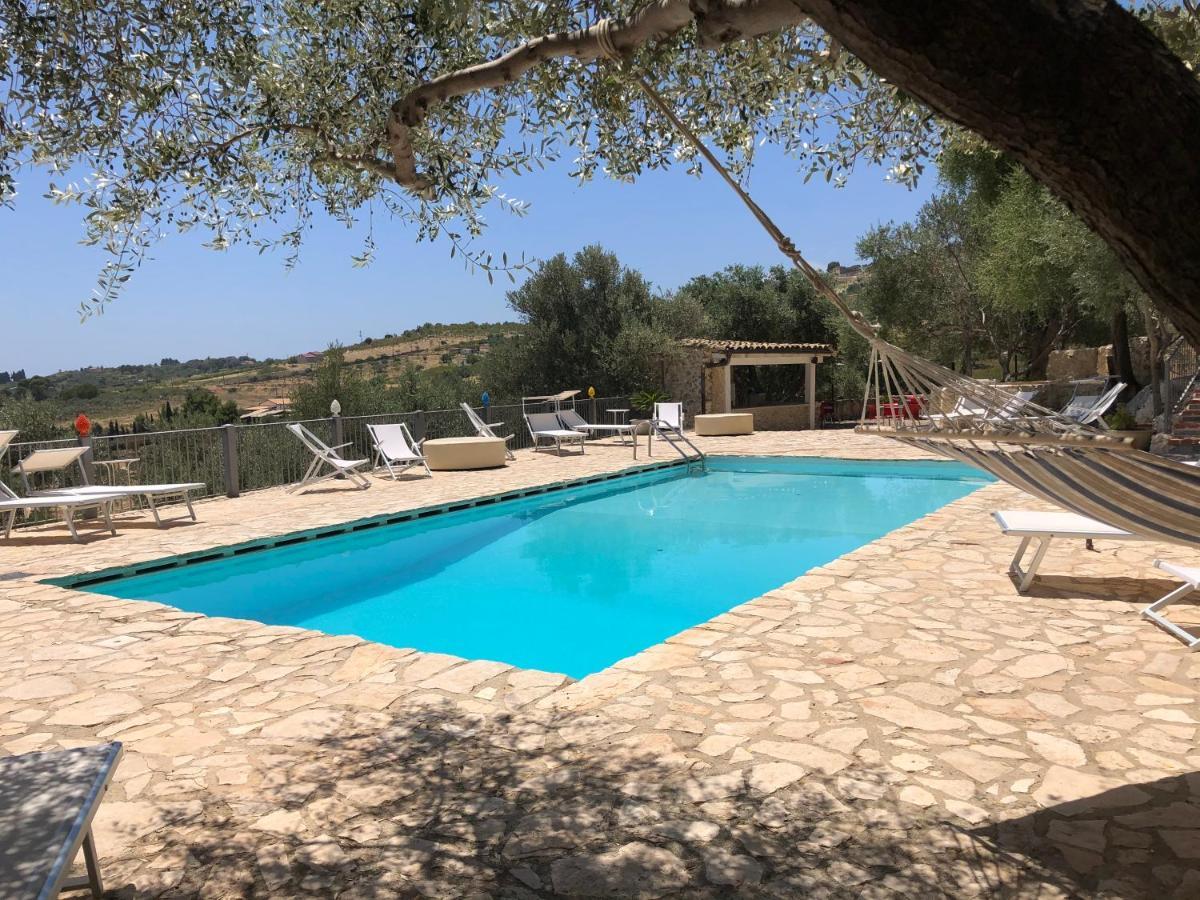 Agriturismo Roba Degli Ulivi Villa Агридженто Екстериор снимка